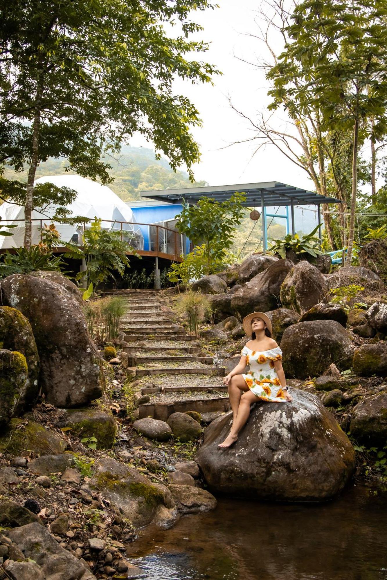Bitzu Dome-Bijagua Riverside Glamping Ngoại thất bức ảnh